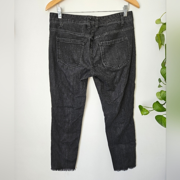 ✨️ Free People Jeans Destroyed Ankle Skinny Jeans Raw Black Color Size 29 - Picture 4 of 16
